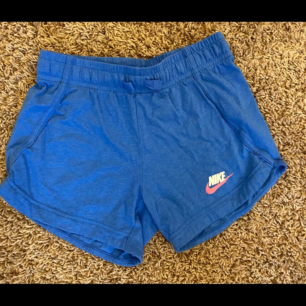 Girls Nike shorts